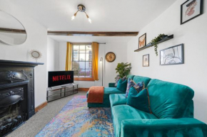 Stylish Central Duplex in Bath